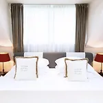 Lesar Angel - Member Of Hip Hotel