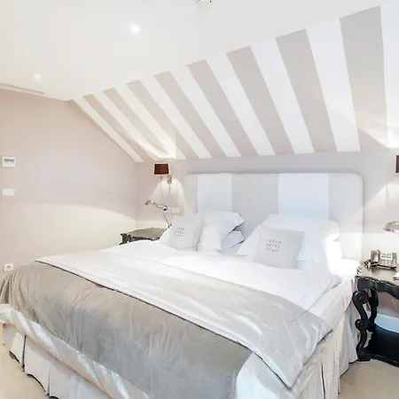 Lesar Angel - Member Of Hip Szálloda Ljubljana