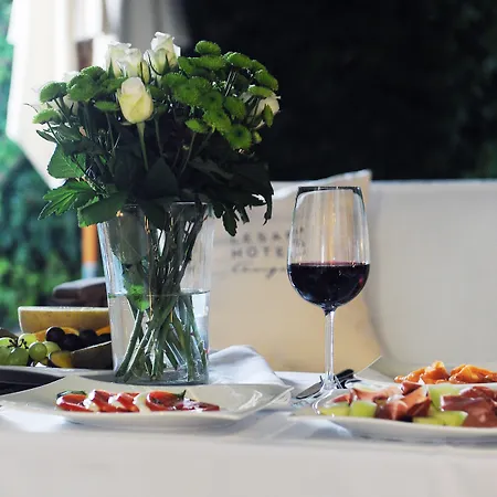 Lesar Angel - Member Of Hip 4* リュブリャナ