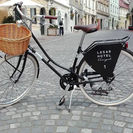 Lesar Angel - Member Of Hip