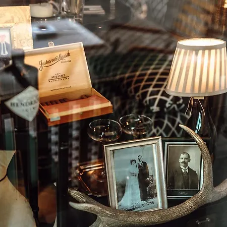 Lesar Angel - Member Of Hip Hotell 4*