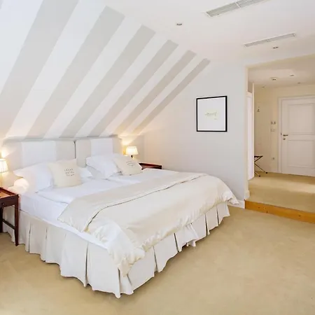 Lesar Angel - Member Of Hip 4* Ljubljana