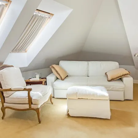 Lesar Angel - Member Of Hip 4* Ljubljana