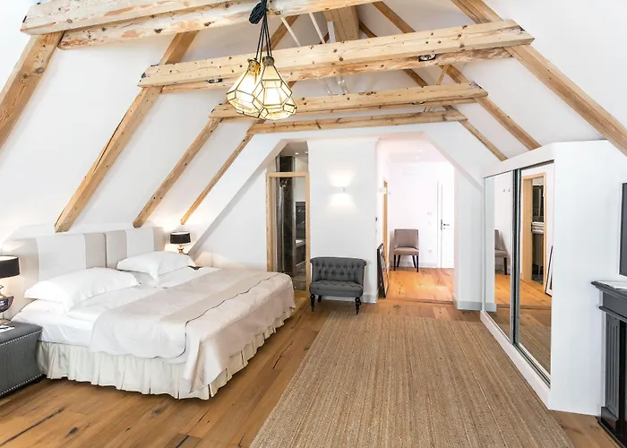 Lesar Angel - Member Of Hip Ljubljana