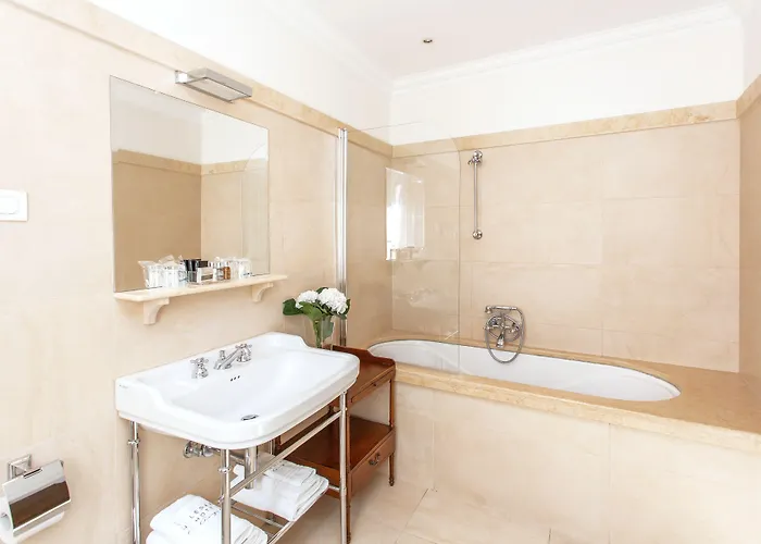 Lesar Angel - Member Of Hip Hotel 4*