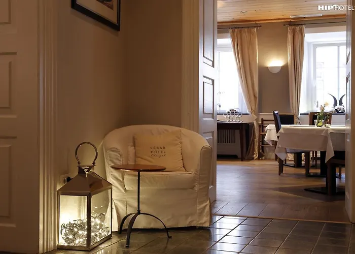 Lesar Angel - Member Of Hip 4* Ljubljana