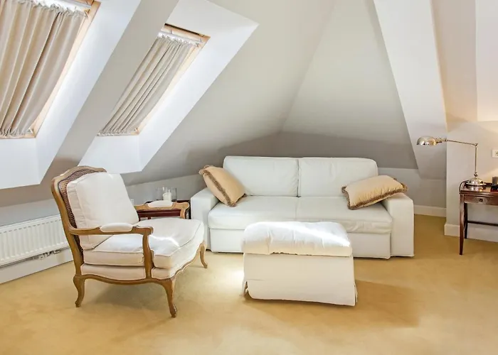 Lesar Angel - Member Of Hip 4* Ljubljana