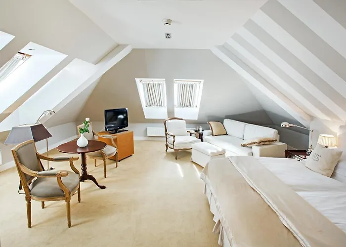 Lesar Angel - Member Of Hip 4* Ljubljana